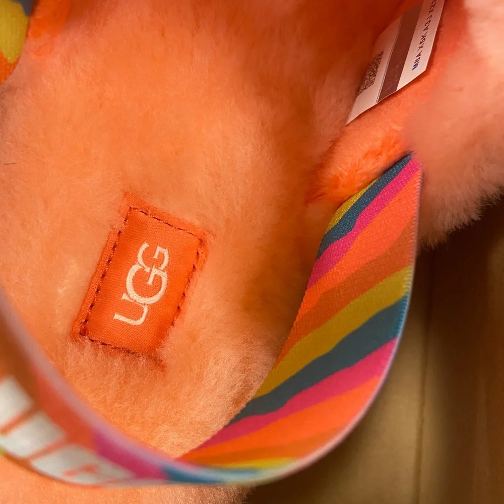 🔖 UGG RARE! FLUFF YEAH PEACH BLISS MULTI (BIG KID)